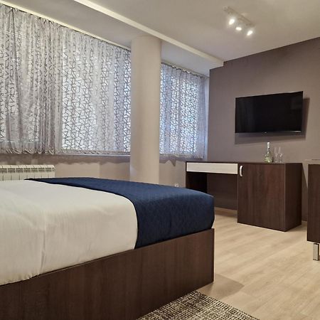 Center Prestige Apartments Belgrad Exteriör bild